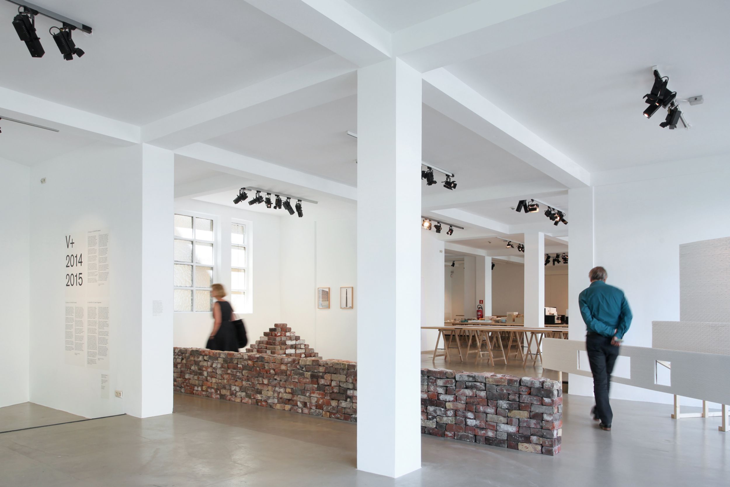 182.v+.bozar expo.Delvaux.Bozar_04