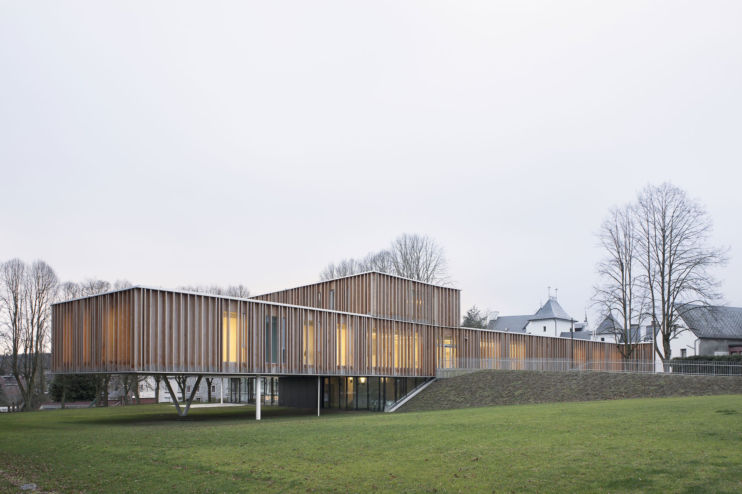 Montigny_13-Light