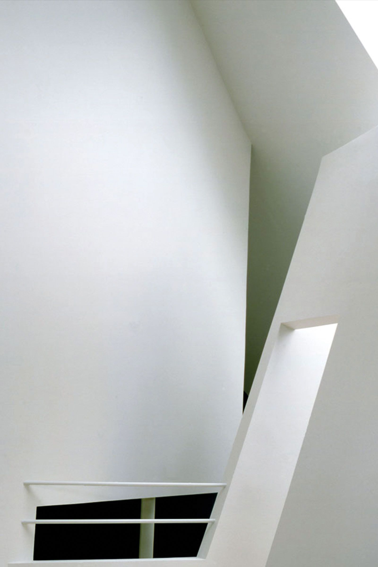 011.V+.TERNAT.Photo-02-Light