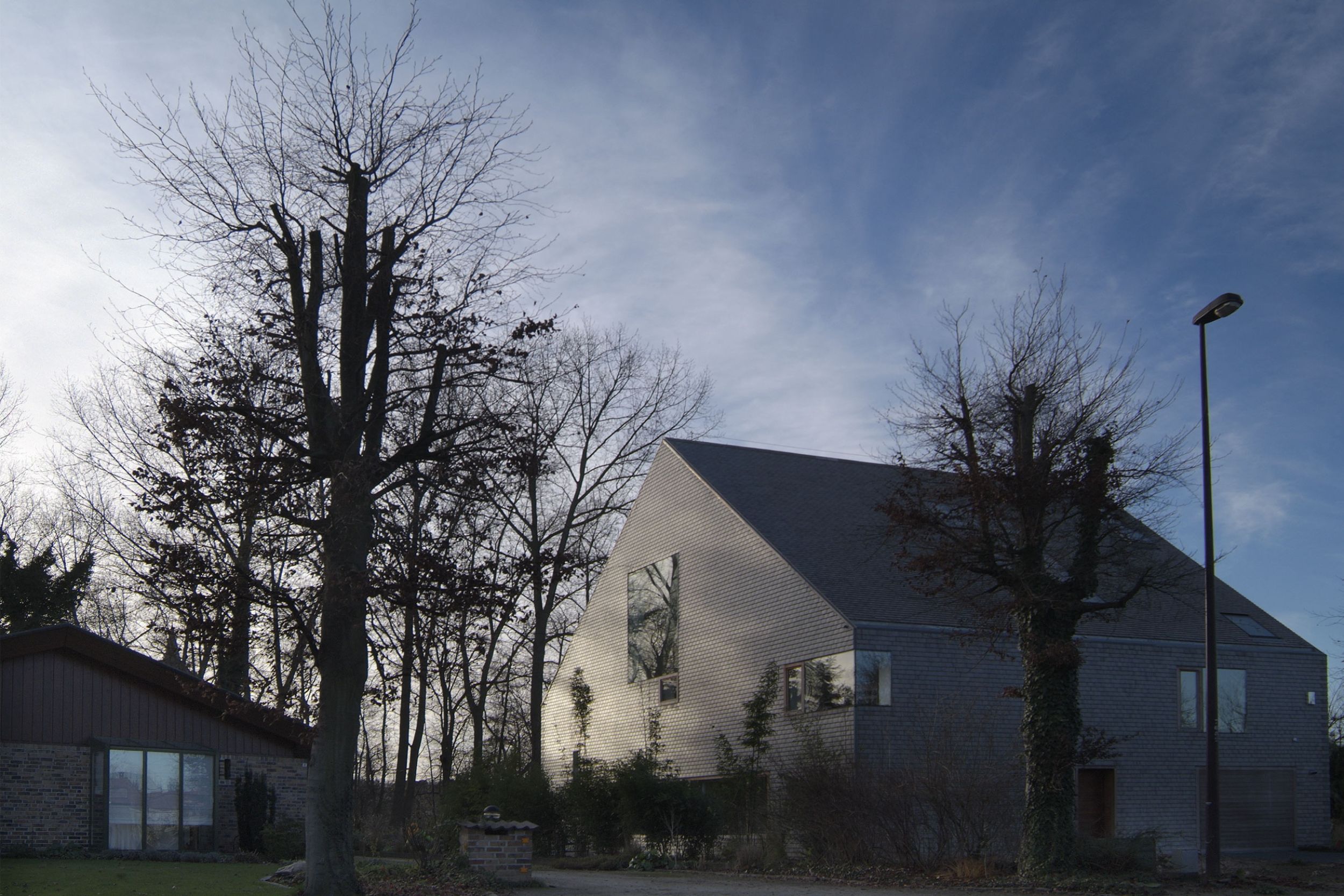 011.V+.TERNAT.Photo-ext-Light