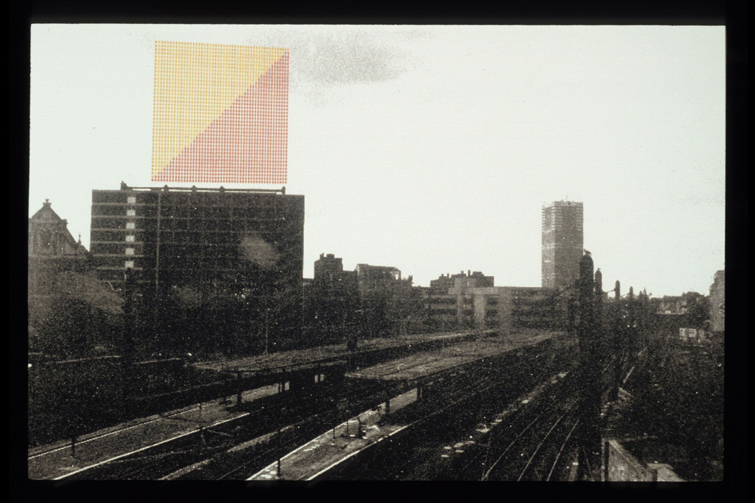 06.V+.BALLON.collage-Light